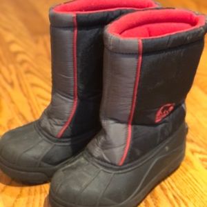 Sorel youth sz 1 black and red snow ❄️ boots